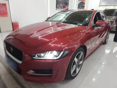 Jaguar XE · 2017 год