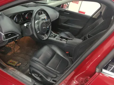 Jaguar XE 2017, 97500 км, за 9994 USD - фото 18