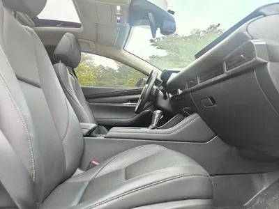 Mazda 3 Axela 2022, 90000 км, за 8460.7 USD - фото 13