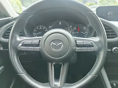 Mazda 3 Axela 2022, 90000 км, за 8460.7 USD - фото 16