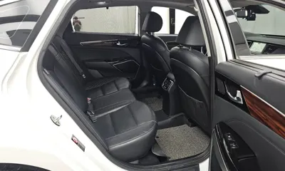 Kia K7 2017, 128564 км, за 7361.57 USD - фото 12