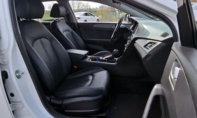 Hyundai Sonata 2018, 105664 км, за 6367.34 USD - фото 10