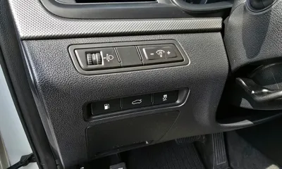 Hyundai Sonata 2018, 105664 км, за 6367.34 USD - фото 19