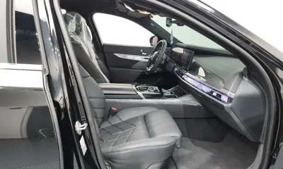 BMW 7-Series 2023, 69682 км, за 64291.73 USD - фото 26