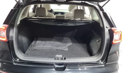 Kia Niro 2017, 120826 км, за 7135.78 USD - фото 20
