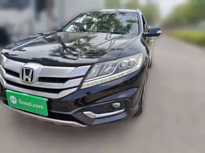 Honda Crosstour · 2015 год