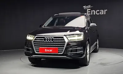 Audi Q7 2019, 55883 км, за 22252.86 USD