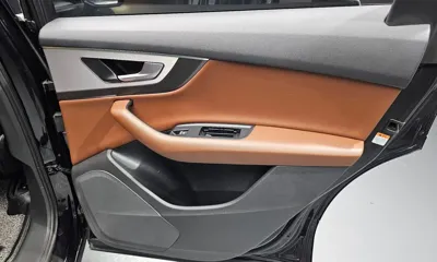Audi Q7 2019, 55883 км, за 22252.86 USD - фото 25