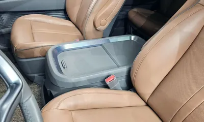 Hyundai Staria 2022, 34400 км, за 22102.31 USD - фото 28