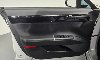Hyundai Grandeur 2023, 25141 км, за 28160.69 USD - фото 24