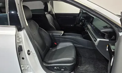 Hyundai Grandeur 2023, 25141 км, за 28160.69 USD - фото 26