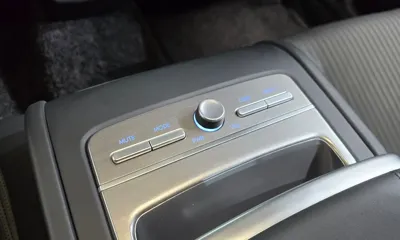 Hyundai Grandeur 2023, 25141 км, за 28160.69 USD - фото 30