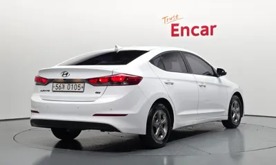 Hyundai Avante 2017, 172318 км, за 4232.6 USD