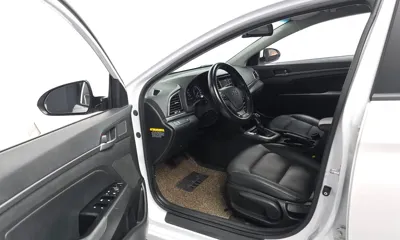 Hyundai Avante 2017, 172318 км, за 4228.47 USD - фото 10