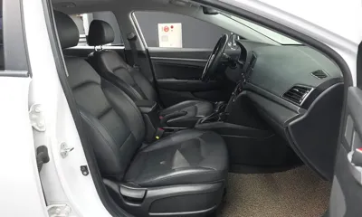 Hyundai Avante 2017, 172318 км, за 4228.47 USD - фото 12