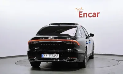 Hyundai Grandeur 2020, 71814 км, за 12864.85 USD - фото 4