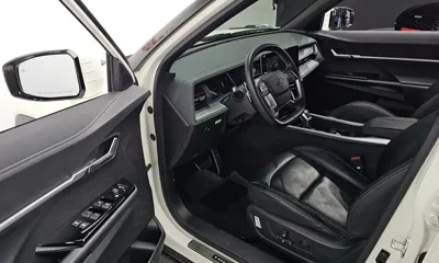 KG_Mobility_Ssangyong Torres 2023, 52664 км, за 14403.7 USD - фото 11