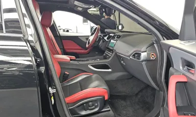 Jaguar F-Pace 2017, 84289 км, за 12046.62 USD - фото 11