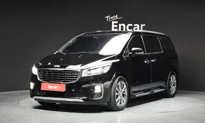 Kia Canival · 2020 год