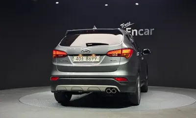 Hyundai Santafe 2015, 158927 км, за 6186.1 USD