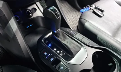 Hyundai Santafe 2015, 158927 км, за 6180.07 USD - фото 9
