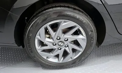 Hyundai Avante 2025, 29345 км, за 13586.42 USD