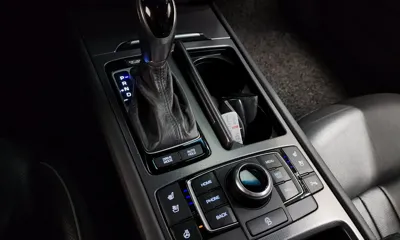 Hyundai Genesis 2015, 94322 км, за 9580.44 USD - фото 9