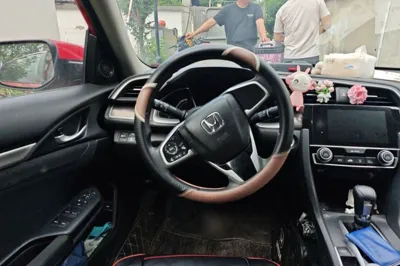 Honda Civic 2019, 41600 км, за 8843 USD - фото 10