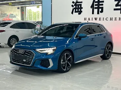 Audi A3 · 2022 год