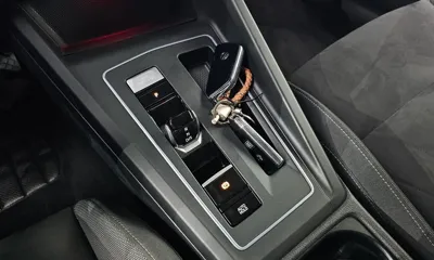 Volkswagen Golf 2022, 29937 км, за 24377.55 USD - фото 9