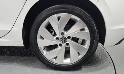 Volkswagen Golf 2022, 29937 км, за 24377.55 USD - фото 21