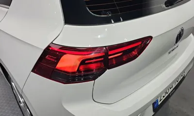 Volkswagen Golf 2022, 29937 км, за 24377.55 USD - фото 23