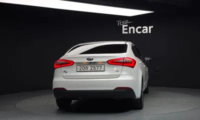 Kia K3 2013, 87288 км, за 2750.43 USD