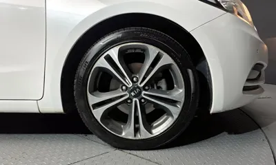 Kia K3 2013, 87288 км, за 2750.43 USD