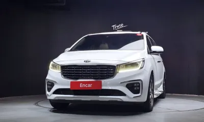 Kia Canival 2019, 47577 км, за 15798.53 USD