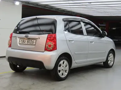 Kia Morning 2009, 71707 км, за 1444.14 USD