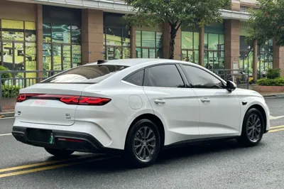 BYD Qin L 2025, 13800 км, за 13280 USD