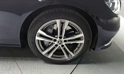 Mercedes-Benz E-Class 2022, 50418 км, за 26970.7 USD