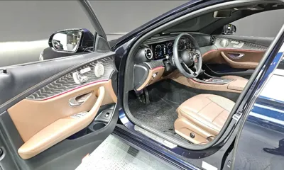 Mercedes-Benz E-Class 2022, 50418 км, за 26970.7 USD - фото 10