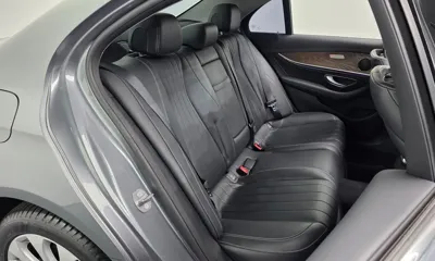 Mercedes-Benz E-Class 2018, 115013 км, за 14410.37 USD - фото 11