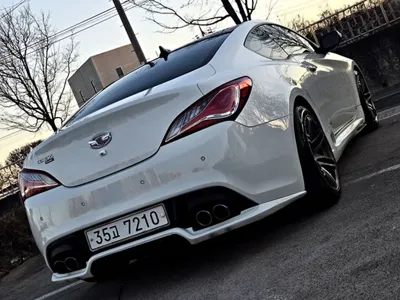 Hyundai Genesis 2011, 160313 км, за 4851.21 USD