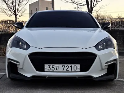 Hyundai Genesis 2011, 160313 км, за 4851.21 USD