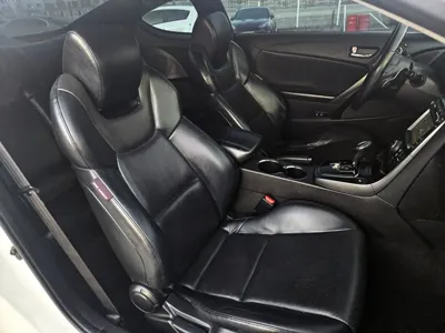 Hyundai Genesis 2011, 160313 км, за 4846.48 USD - фото 11