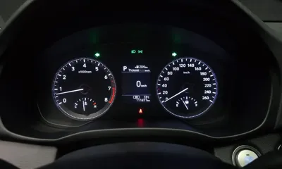 Hyundai Grandeur 2017, 111671 км, за 8919.72 USD - фото 8