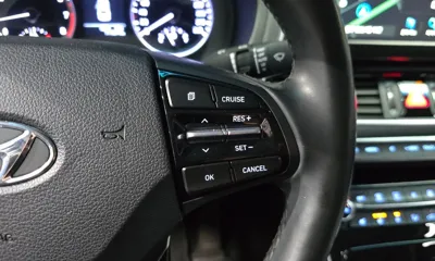 Hyundai Grandeur 2017, 111671 км, за 8919.72 USD - фото 19