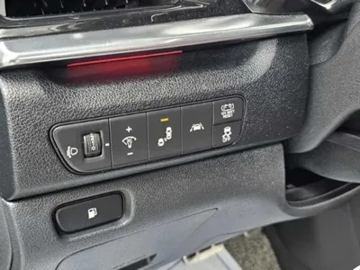 Kia Niro 2020, 74000 км, за 13062.89 USD - фото 17