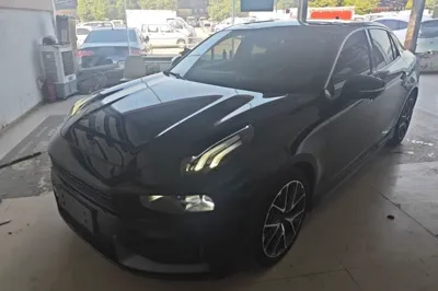 Lynk & Co 03 · 2022 год