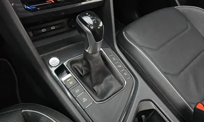 Volkswagen Tiguan 2023, 50920 км, за 18708.15 USD - фото 9