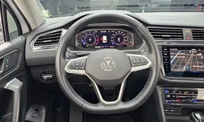 Volkswagen Tiguan 2023, 50920 км, за 18708.15 USD - фото 14