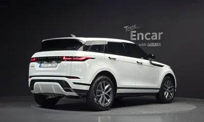 Land Rover Range Rover Evoque 2024, 9390 км, за 32755.68 USD